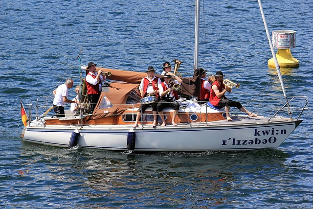 他送出了多 他送出了多