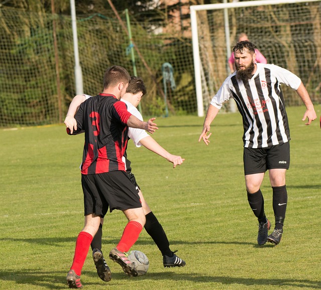 回應港足球 回應港足球